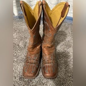 Ladies Wide Toe Square Cowboy Boot